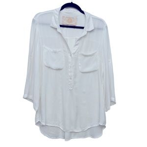 Bella Dahl White Lightweight Button-Front Blouse